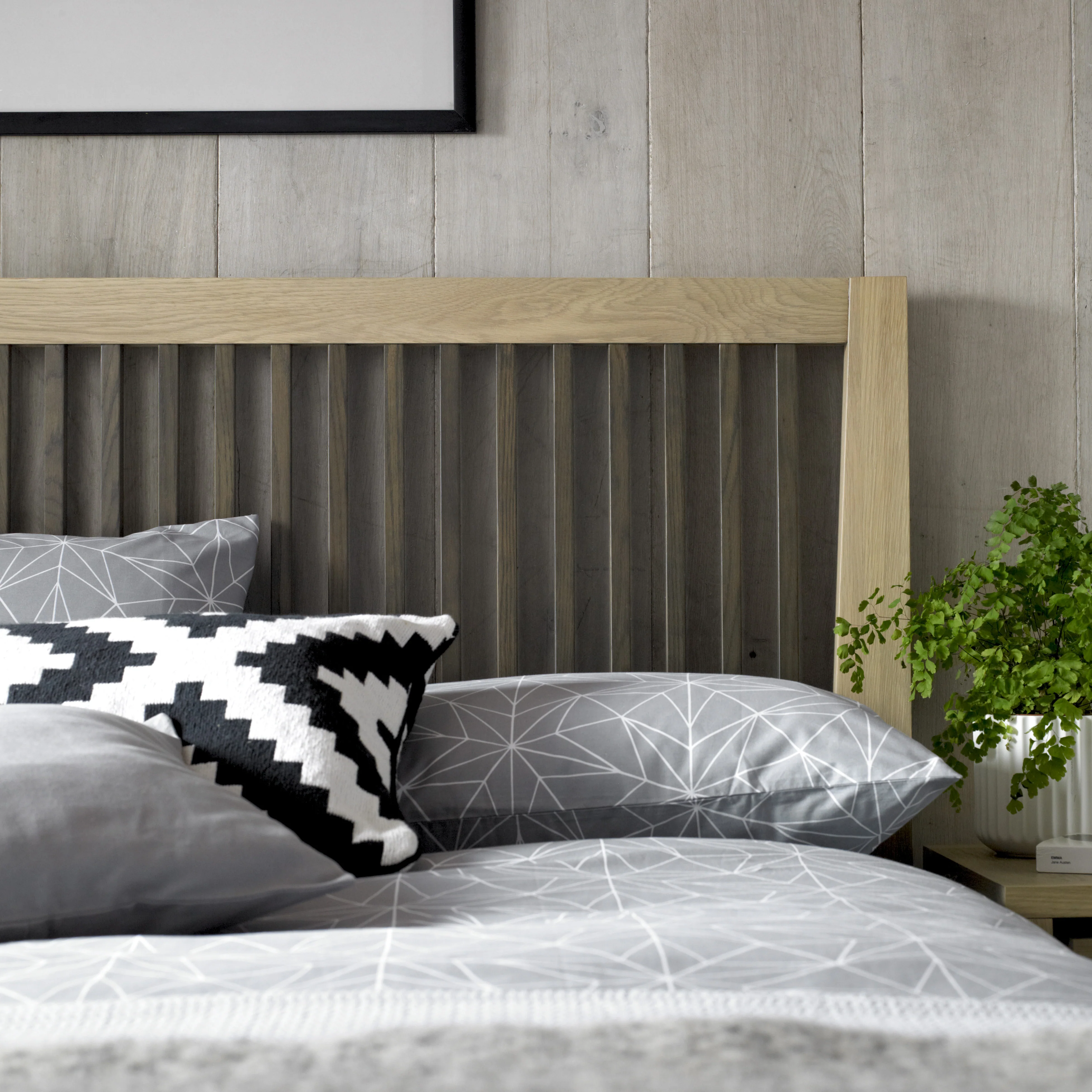 Maine Aged & Weathered Oak Slatted Bedstead - Image 3