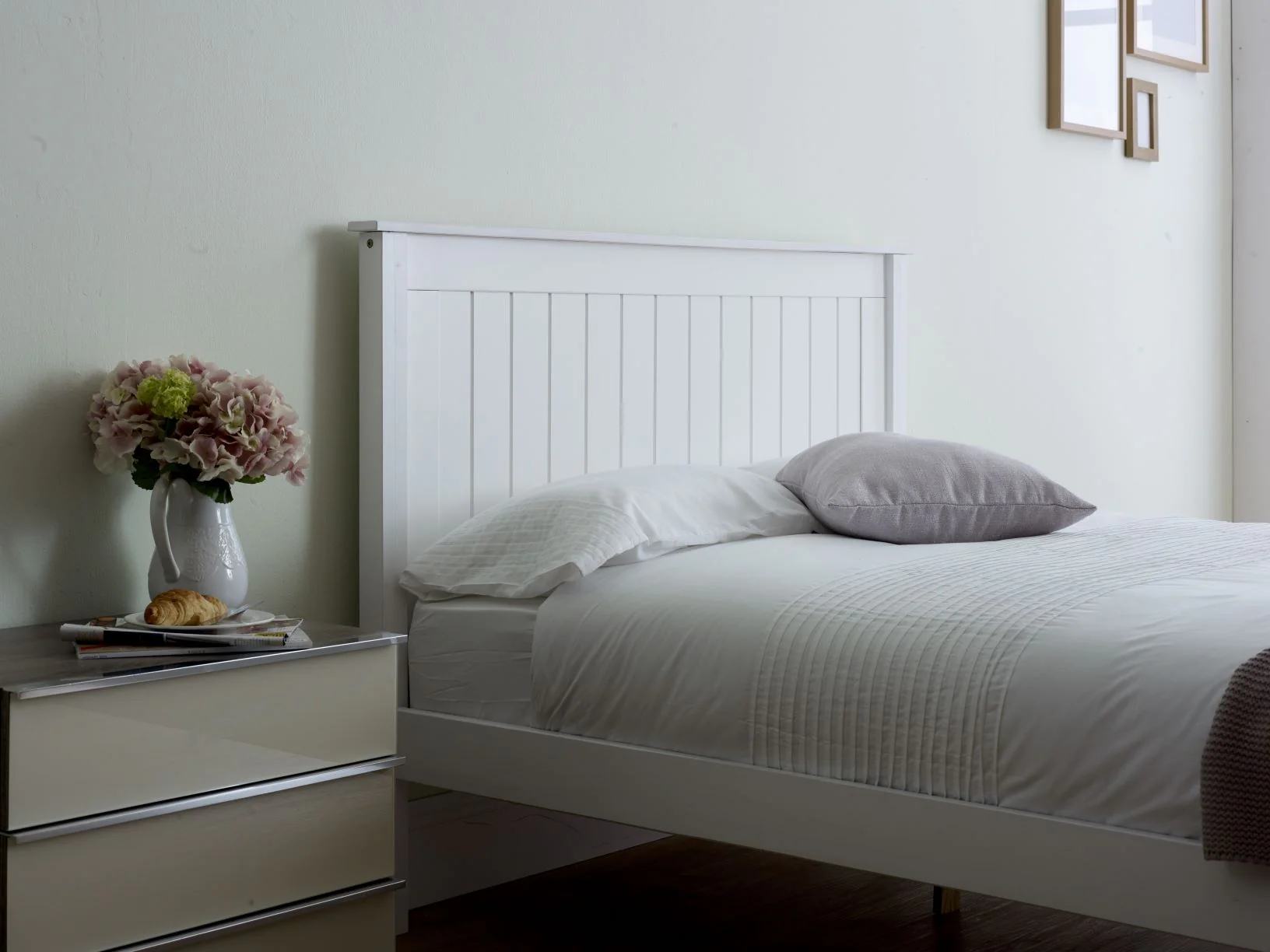 Compton High Footend Bedstead in White - Image 6