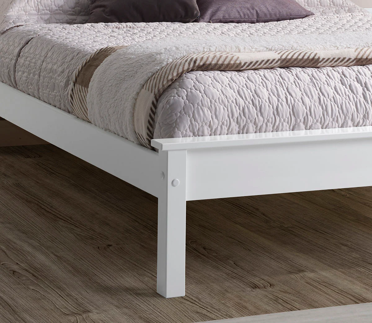 Compton Low Footend Bedstead in White - Image 5