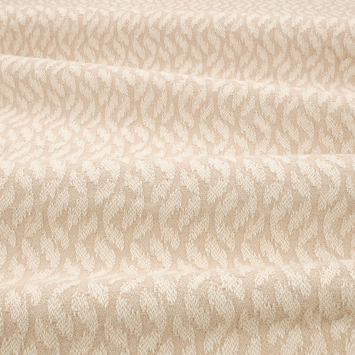 Villa Nova Arden Throw - Image 5