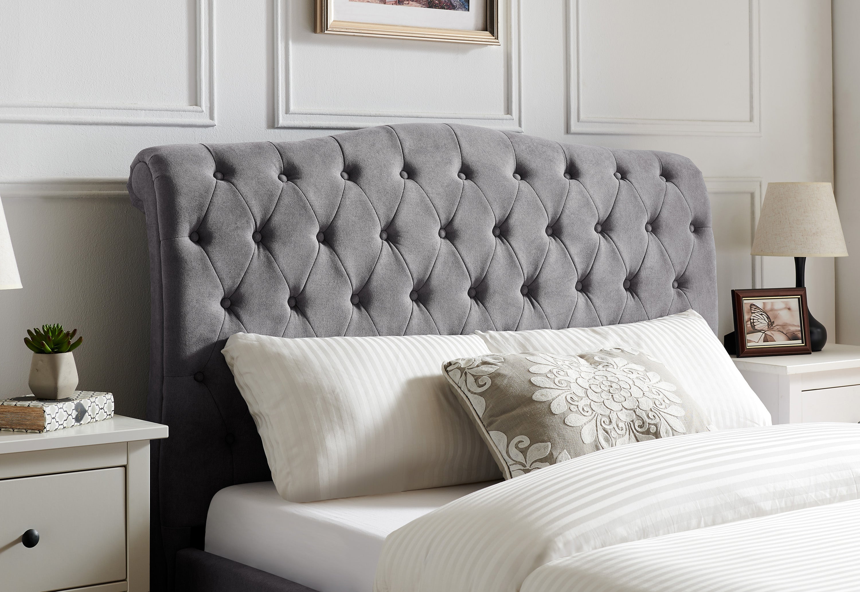 Whiteley Bedstead in Light Grey - Image 4